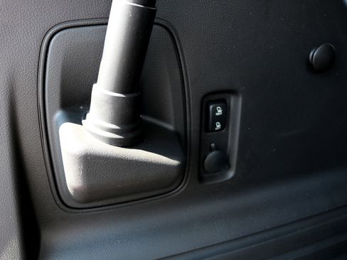 Used 2015 Lincoln MKX Luxury Package w/ Walnut Swirl Wood Package image 37