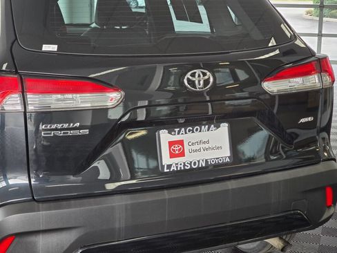 Certified 2025 Toyota Corolla Cross L AWD/4WD image 12