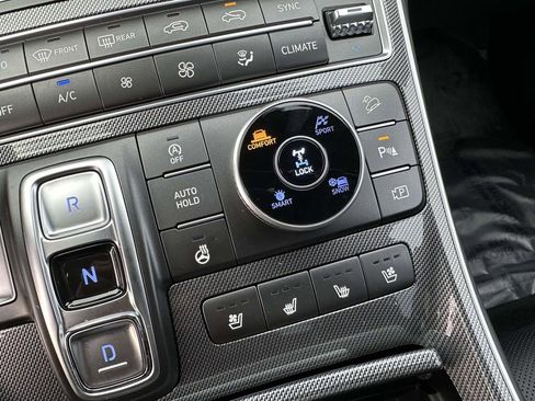 Used 2023 Hyundai Santa Fe Limited w/ Cargo Package AWD/4WD image 34