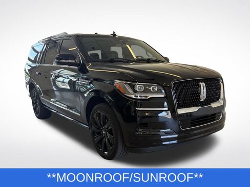Certified 2024 Lincoln Navigator L Reserve AWD/4WD image 9