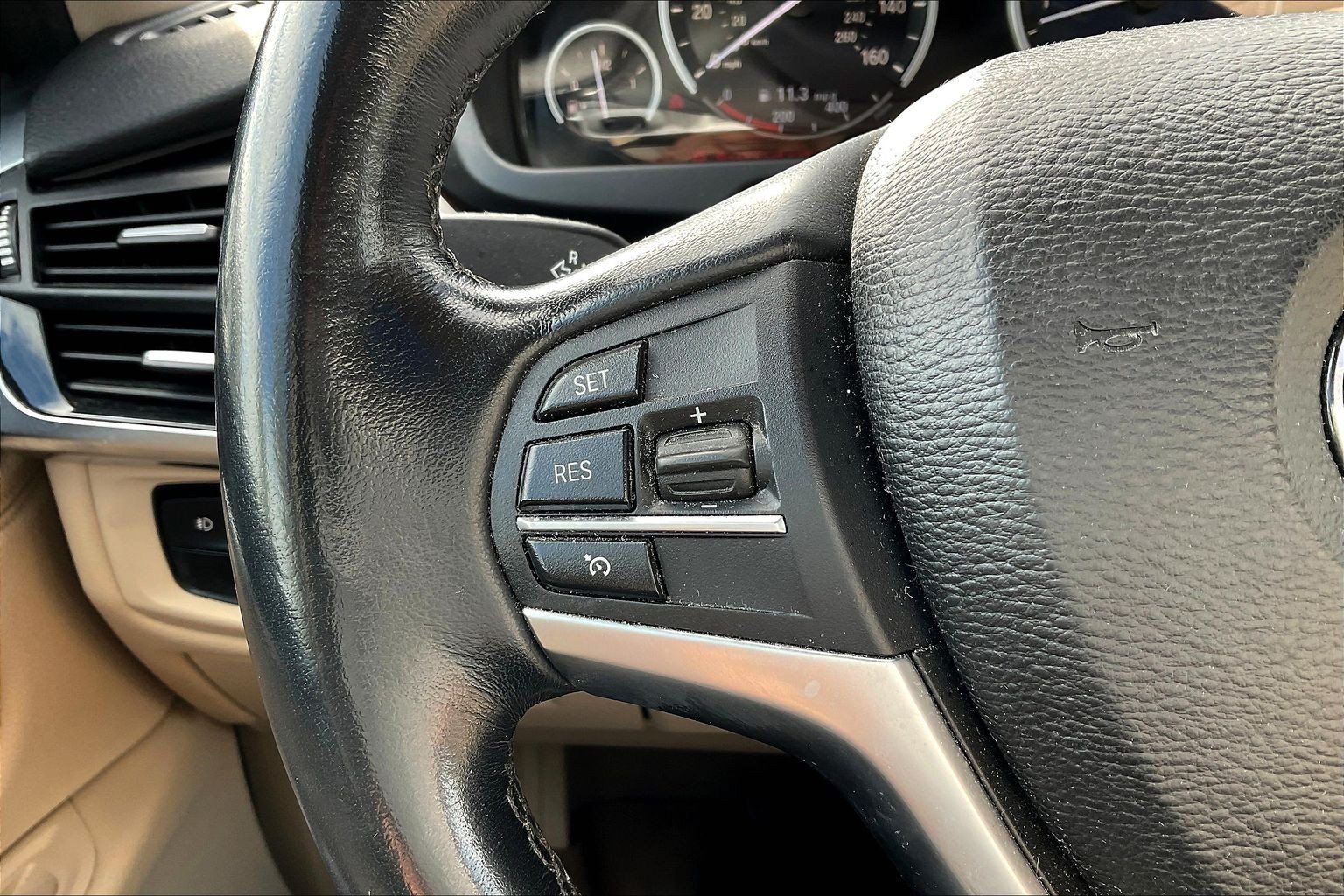 Used 2015 BMW X5 xDrive35i AWD/4WD image 11