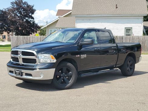 Used 2019 RAM 1500 Tradesman w/ SXT Plus Group AWD/4WD image 29