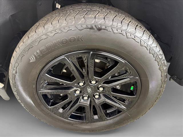 Used 2025 Ford F150 Platinum w/ FX4 Off-Road Package AWD/4WD image 12