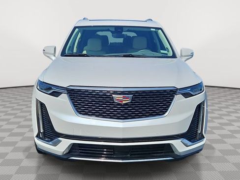 Certified 2023 Cadillac XT6 Premium Luxury w/ Technology Package AWD/4WD image 2