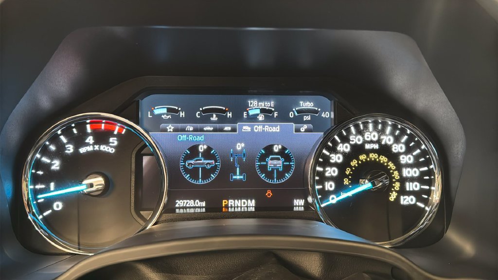 Used 2022 Ford F350 Lariat w/ Lariat Ultimate Package AWD/4WD image 27