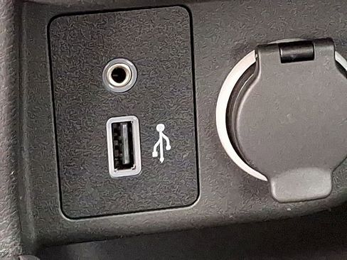 Used 2024 Nissan Kicks S image 20