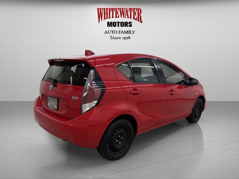 Used 2015 Toyota Prius C One FWD image 4