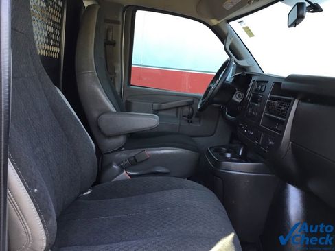 Used 2022 Chevrolet Express 2500 Work Van w/ Driver Convenience Package image 22