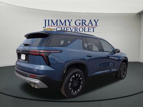 New 2026 Chevrolet Traverse Z71 w/ Driver Confidence Package image 3