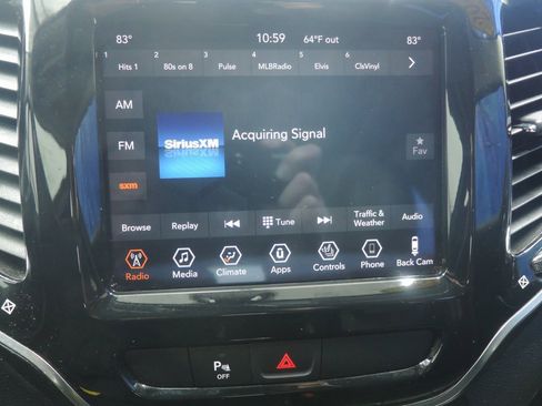 Used 2020 Jeep Cherokee Limited image 16