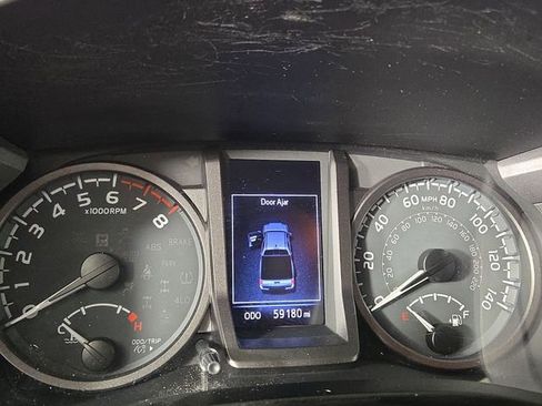 Used 2021 Toyota Tacoma TRD Sport w/ Technology Package AWD/4WD image 16