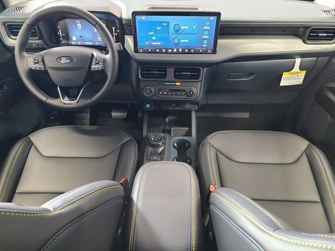 New 2025 Ford Maverick Lobo image 20