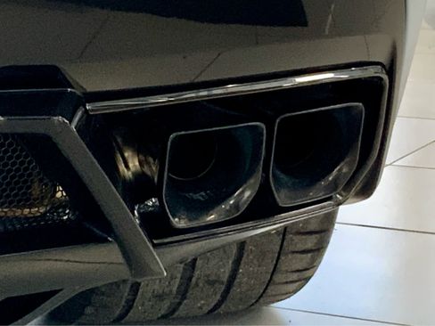 Used 2023 Chevrolet Corvette Stingray Coupe w/ Z51 Performance Package image 19