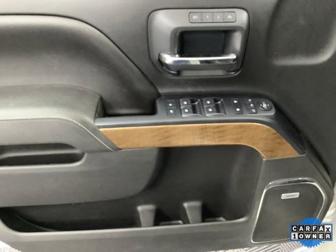 Used 2015 Chevrolet Silverado 1500 LTZ w/ LTZ Plus Package image 9