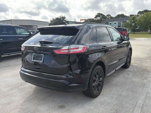 Used 2024 Ford Edge SE w/ Black Appearance Package AWD/4WD image 4