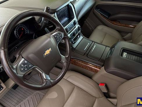 Used 2019 Chevrolet Tahoe Premier AWD/4WD image 10