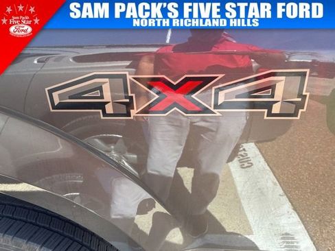 Used 2015 Ford F150 XLT w/ Equipment Group 302A Luxury image 12