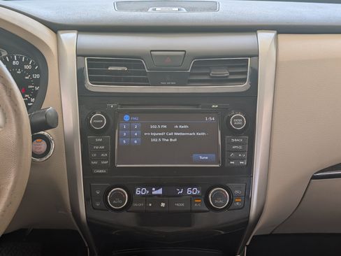 Used 2015 Nissan Altima 3.5 SL FWD image 26