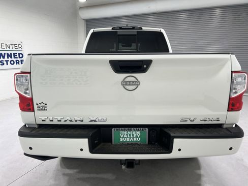 Used 2023 Nissan Titan SV w/ SV Convenience Package AWD/4WD image 7