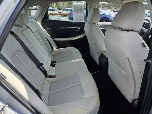 Used 2025 Hyundai Sonata SEL image 19