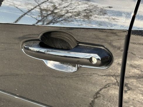 Used 2025 Toyota RAV4 XLE image 13