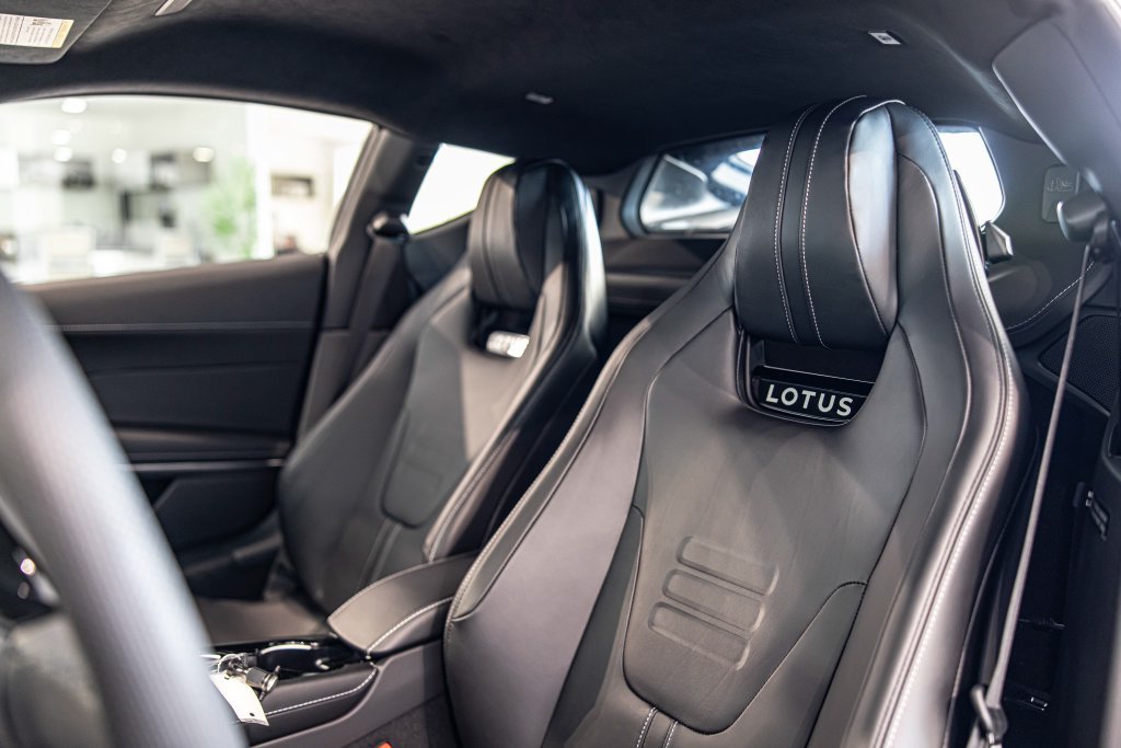 New 2026 Lotus Emira SE RWD image 17