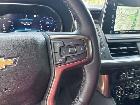 Used 2022 Chevrolet Suburban High Country w/ Premium Package 2 RWD image 25