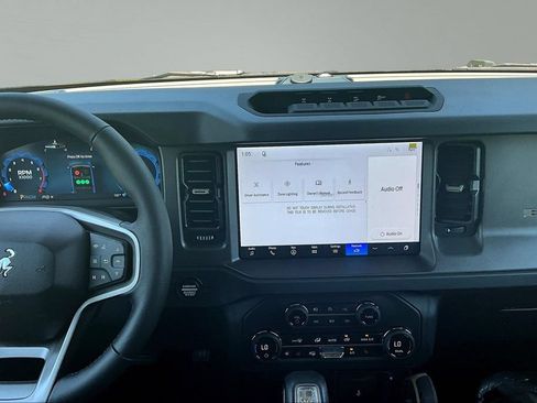 New 2026 Ford Bronco Badlands AWD/4WD image 6