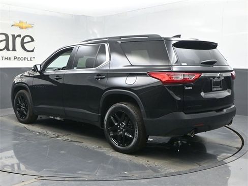 Used 2020 Chevrolet Traverse LT image 38