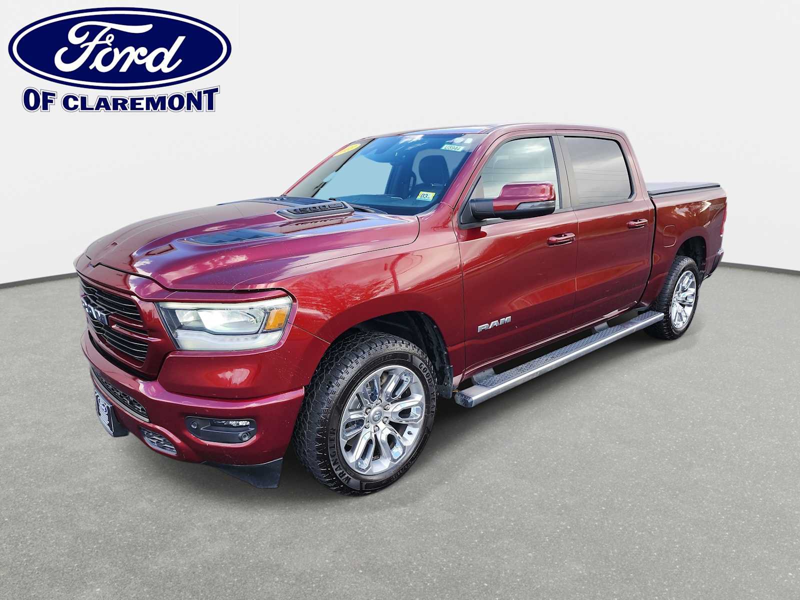 Used 2023 RAM 1500 Laramie AWD/4WD image 1