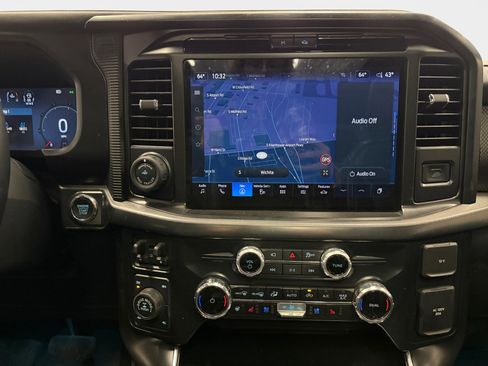 Used 2025 Ford F150 Raptor AWD/4WD image 16