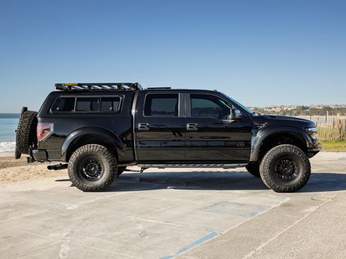 Used 2013 Ford F150 Raptor w/ Luxury Equipment Group image 4