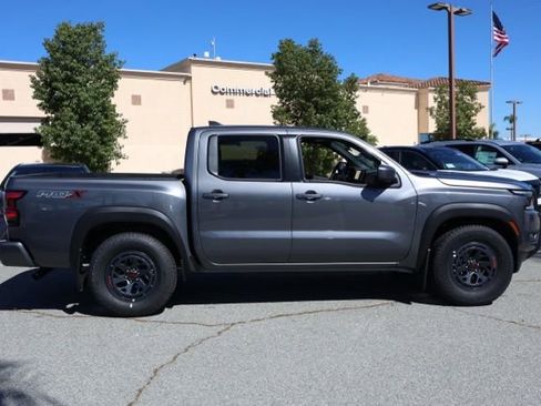 New 2026 Nissan Frontier Pro-X w/ Pro-X Convenience Package RWD image 3