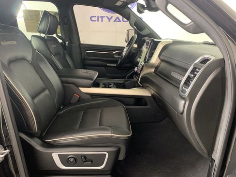 Used 2019 RAM 1500 Laramie image 43