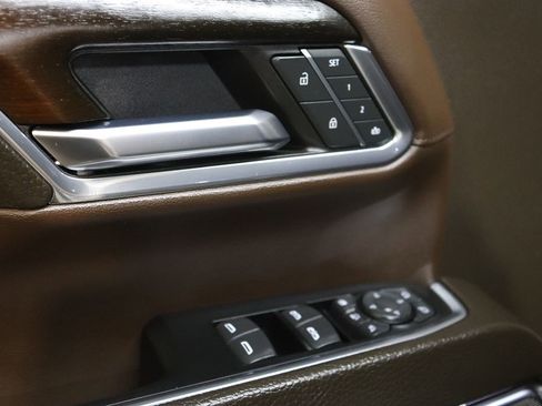 Used 2024 GMC Sierra 2500 Denali w/ Denali Reserve Package image 53