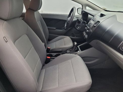 Used 2017 Kia Forte LX image 21