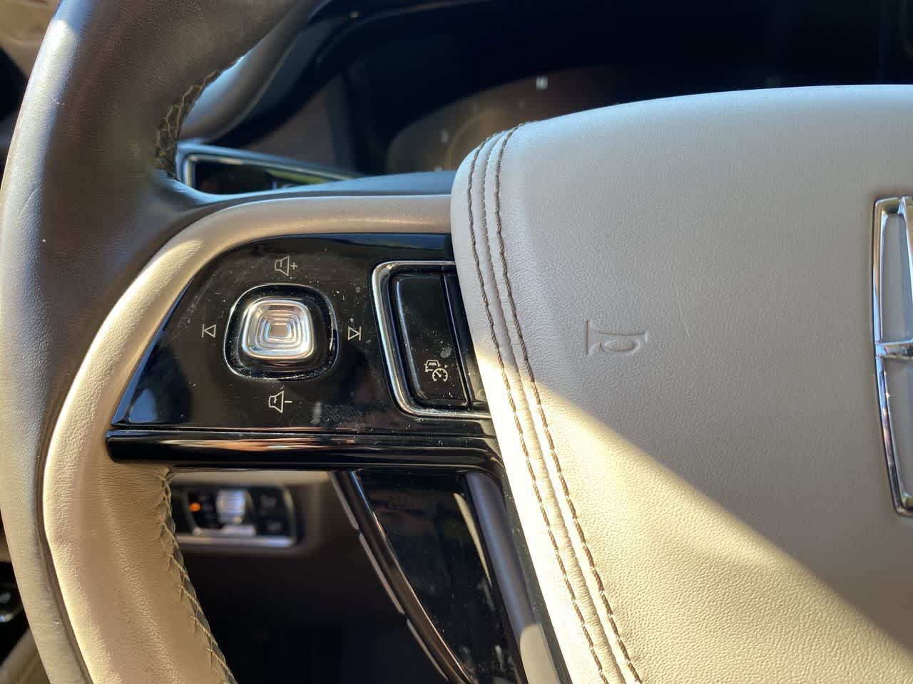 Used 2020 Lincoln Aviator Reserve w/ Equipment Group 202A AWD/4WD image 20