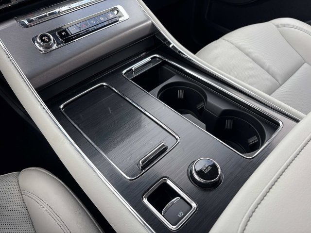New 2026 Lincoln Aviator 2WD w/ Jet Appearance Package image 30