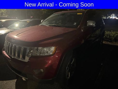 Used 2012 Jeep Grand Cherokee Limited w/ Trailer Tow Group RWD image 2