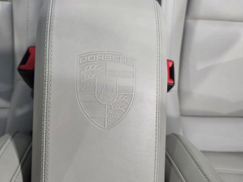 Used 2021 Porsche 911 Turbo image 10