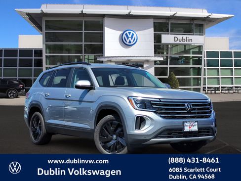 New 2024 Volkswagen Atlas SE image 1