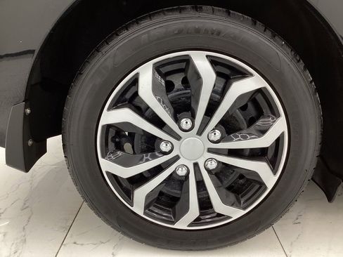 Used 2018 Subaru Impreza 2.0i AWD/4WD image 46