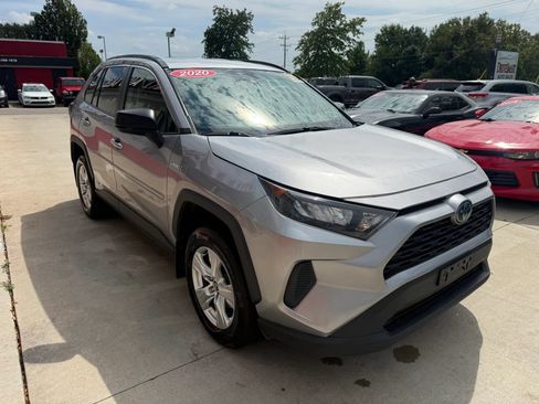 Used 2020 Toyota RAV4 LE w/ All Weather Liner Package AWD/4WD image 2