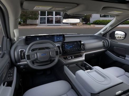 New 2026 Ford Expedition Platinum w/ Platinum Ultimate Package image 9