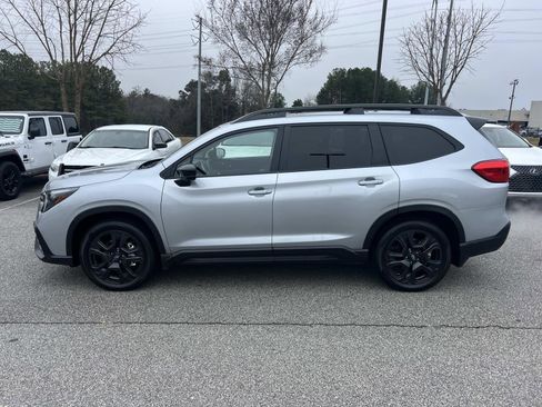 Certified 2025 Subaru Ascent Bronze Edition w/ Onyx Package image 4