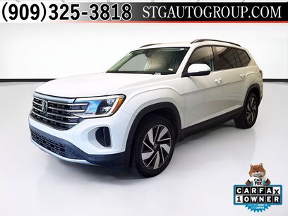 Used 2025 Volkswagen Atlas SE