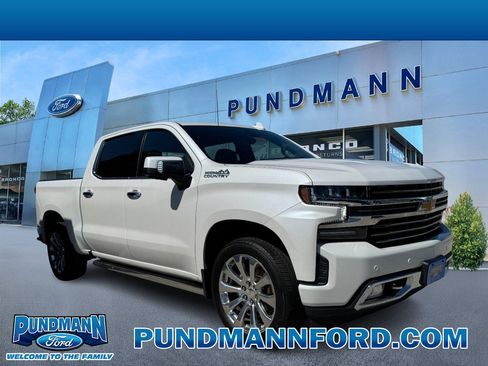 Used 2022 Chevrolet Silverado 1500 High Country w/ Technology Package AWD/4WD image 1