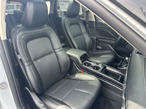 Used 2025 Lincoln Corsair FWD w/ Equipment Group 101A image 28