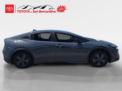 Certified 2023 Toyota Prius Prime FWD image 6