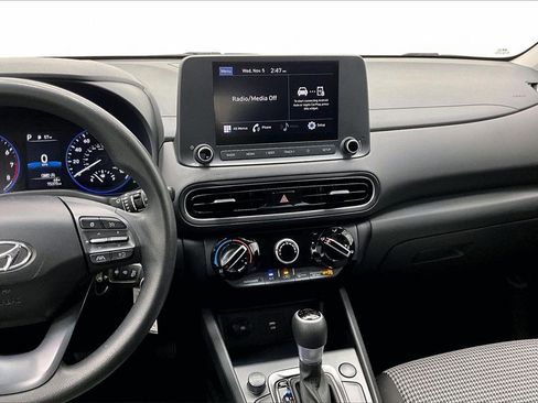 Certified 2023 Hyundai Kona SE w/ Cargo Package image 6